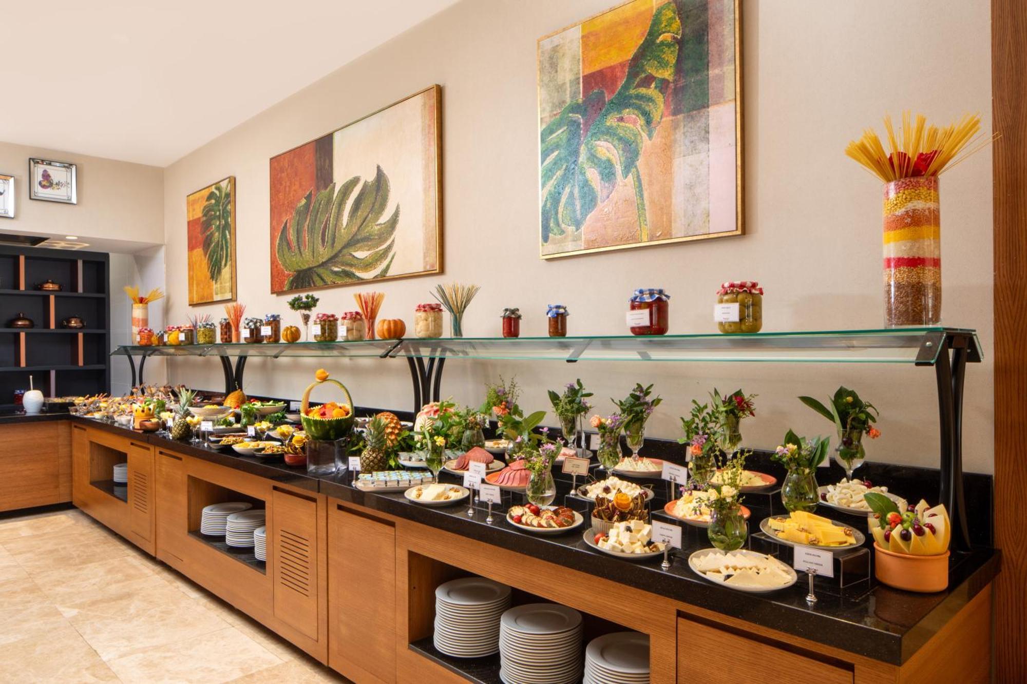 Hotel Ramada Plaza By Wyndham Istanbul Atakoy Esterno foto