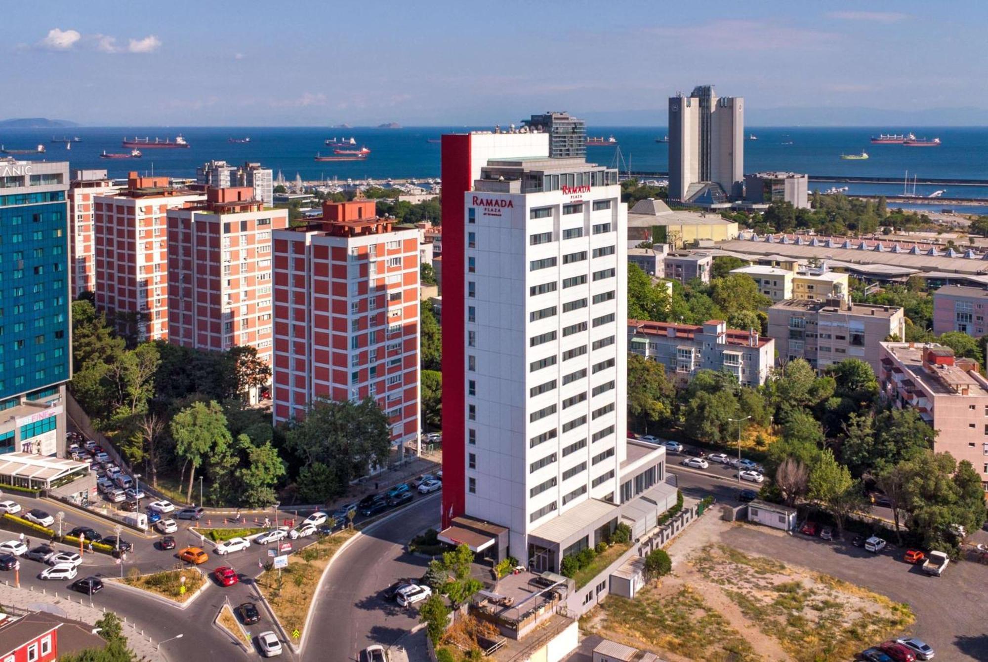 Hotel Ramada Plaza By Wyndham Istanbul Atakoy Esterno foto